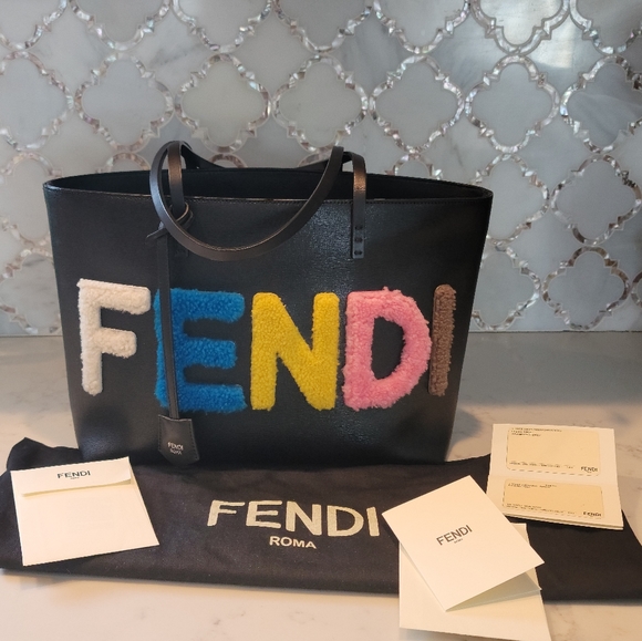 FENDI Logo multicolor Shearling bag - Picture 2 of 12